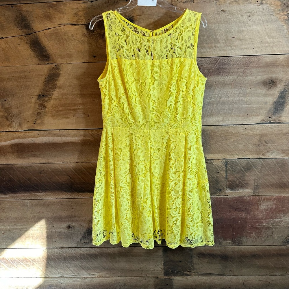 Roz & Ali Sunny Yellow Lace Midi Dress